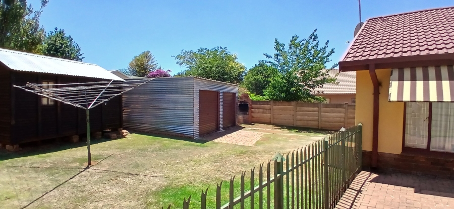 4 Bedroom Property for Sale in Uitsig Free State